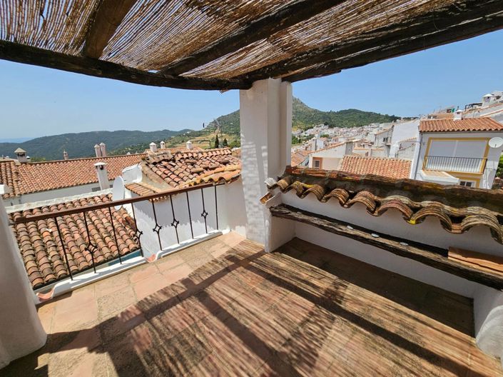 Image No.34-4 Bed Village House for sale