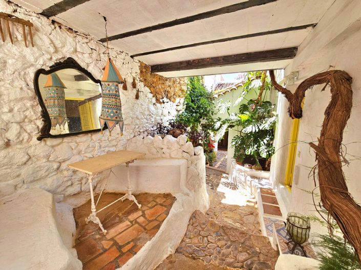 Image No.39-4 Bed Village House for sale