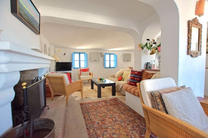 Image No.11-4 Bed Village House for sale