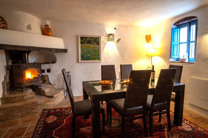 Image No.19-4 Bed Village House for sale