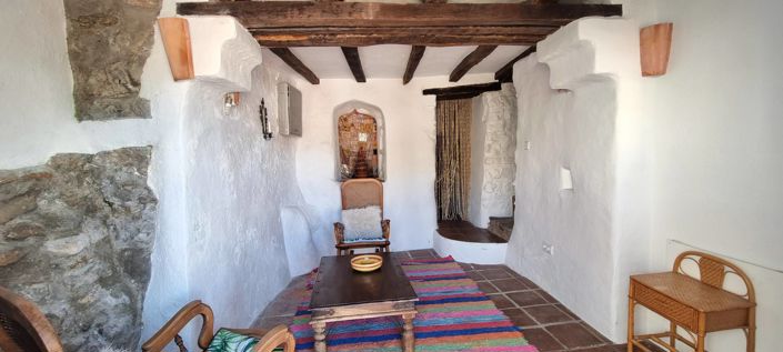 Image No.33-4 Bed Village House for sale