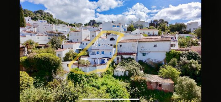 Image No.7-4 Bed Village House for sale