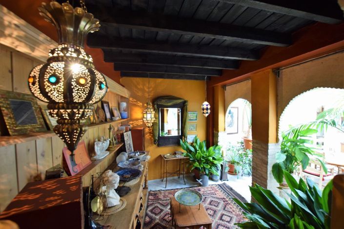 Image No.16-5 Bed Townhouse for sale