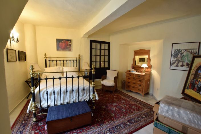 Image No.24-5 Bed Townhouse for sale