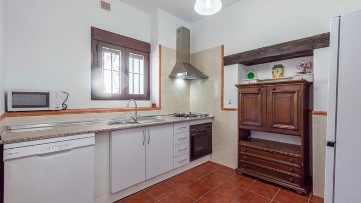 Image No.10-2 Bed Village House for sale