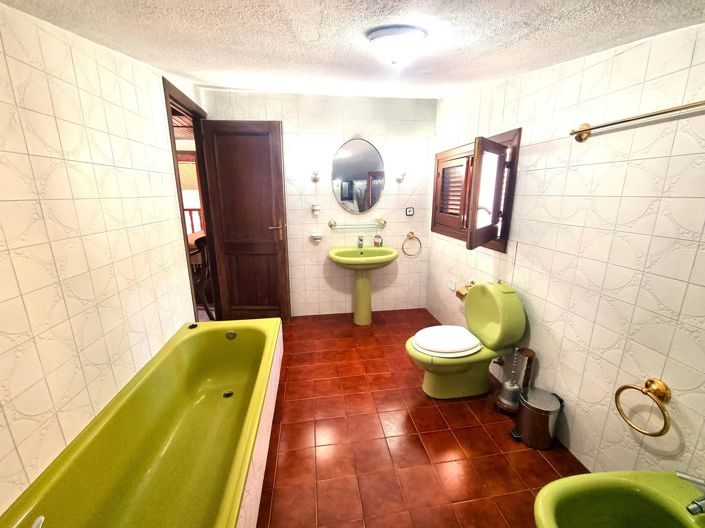 Image No.14-4 Bed Villa for sale