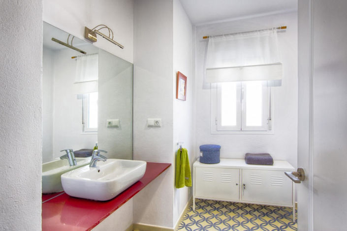 Image No.14-3 Bed Country House for sale