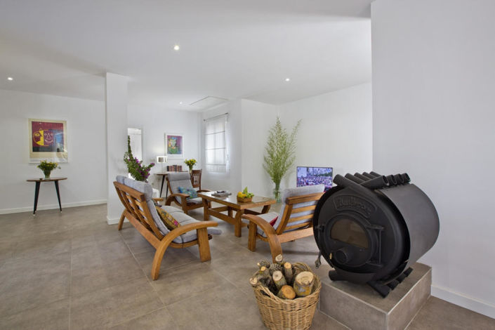 Image No.7-3 Bed Country House for sale