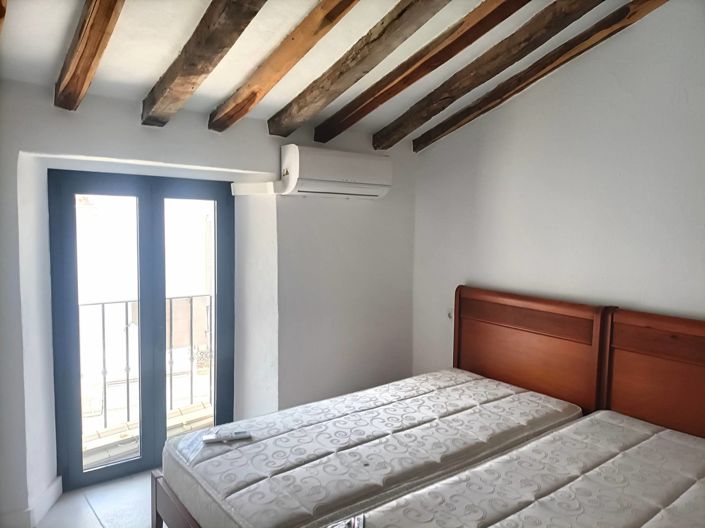 Image No.21-3 Bed Townhouse for sale