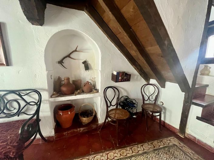 Image No.11-3 Bed Village House for sale