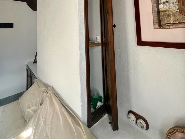 Image No.27-3 Bed Village House for sale