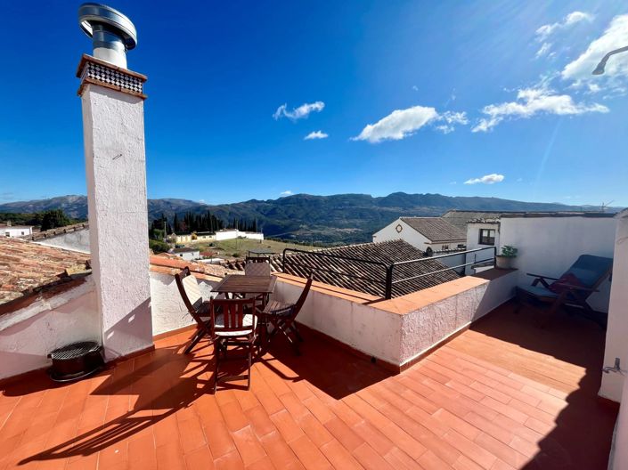 Image No.7-3 Bed Village House for sale