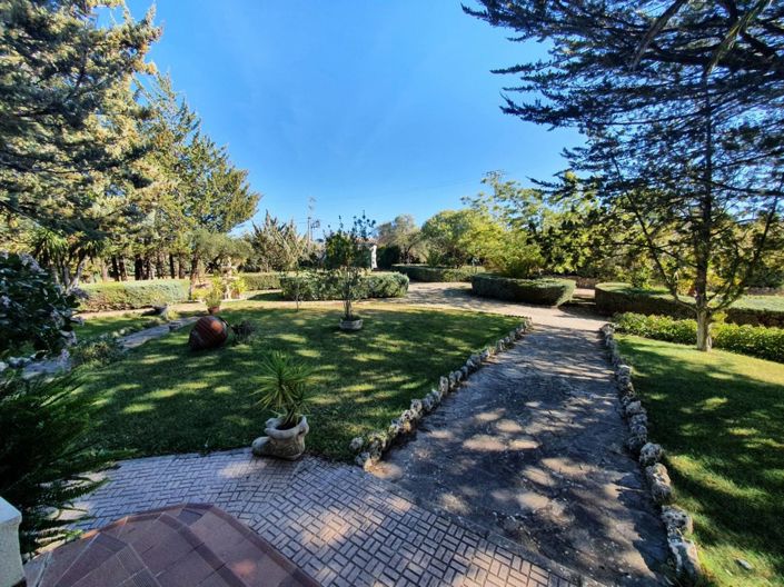 Image No.2-6 Bed Country House for sale