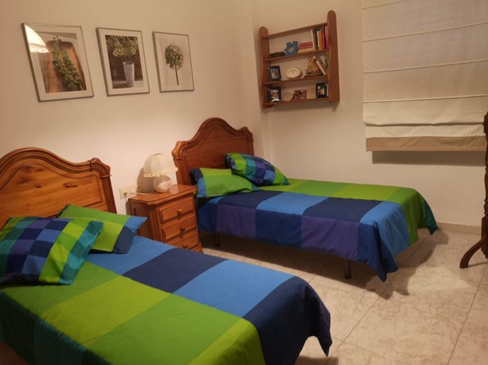 Image No.20-6 Bed Country House for sale