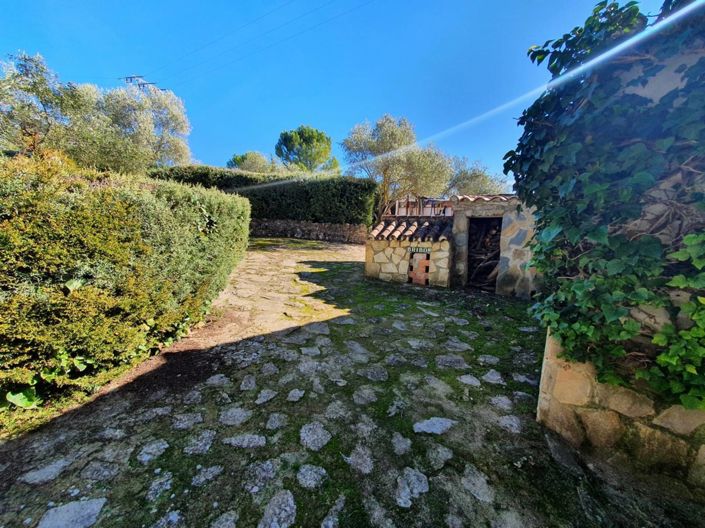 Image No.27-6 Bed Country House for sale