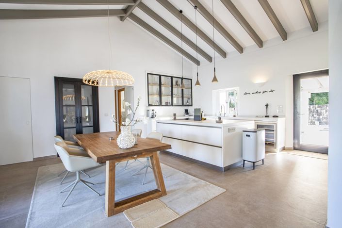 Image No.21-4 Bed Property for sale