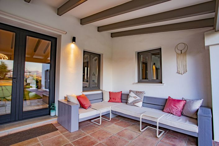 Image No.9-4 Bed Property for sale