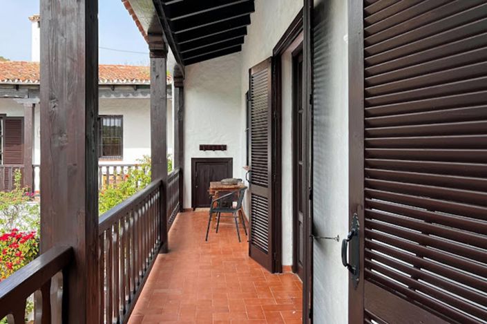 Image No.15-9 Bed Country House for sale