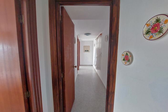 Image No.12-6 Bed Village House for sale