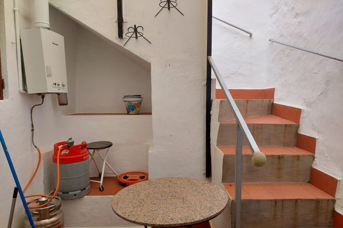 Image No.19-6 Bed Village House for sale