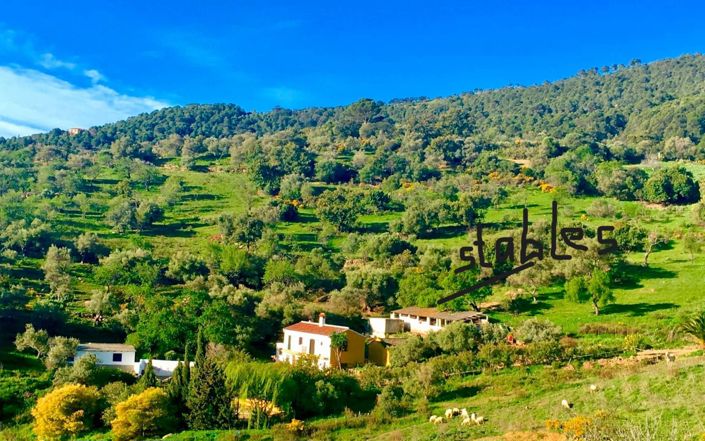 Image No.1-5 Bed Property for sale