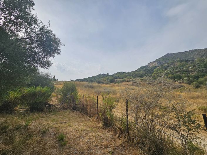 Image No.27-5 Bed Property for sale