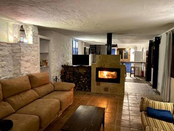 7vnelfm43q1q8g82qhyj5weaprexz9rs