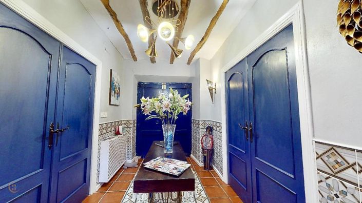 Image No.11-12 Bed Property for sale