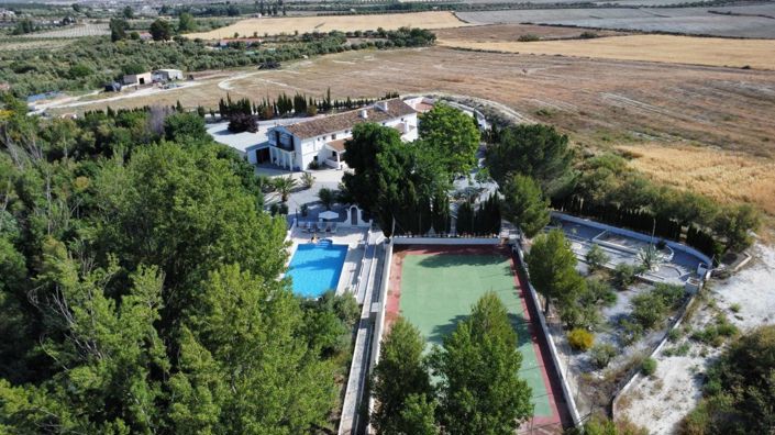 Image No.35-12 Bed Property for sale