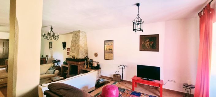 Image No.19-4 Bed Villa for sale