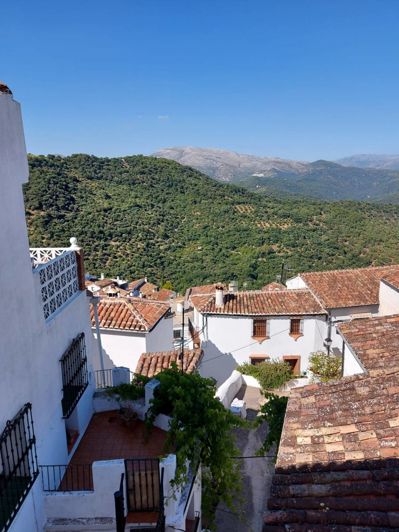 Image No.13-6 Bed Village House for sale