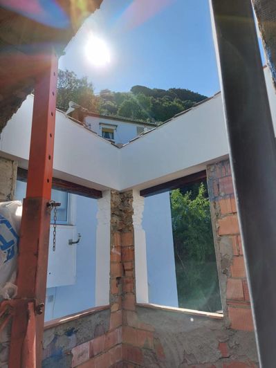 Image No.16-6 Bed Village House for sale