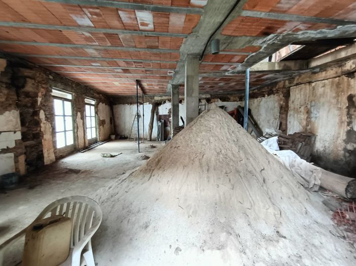 Image No.20-6 Bed Village House for sale