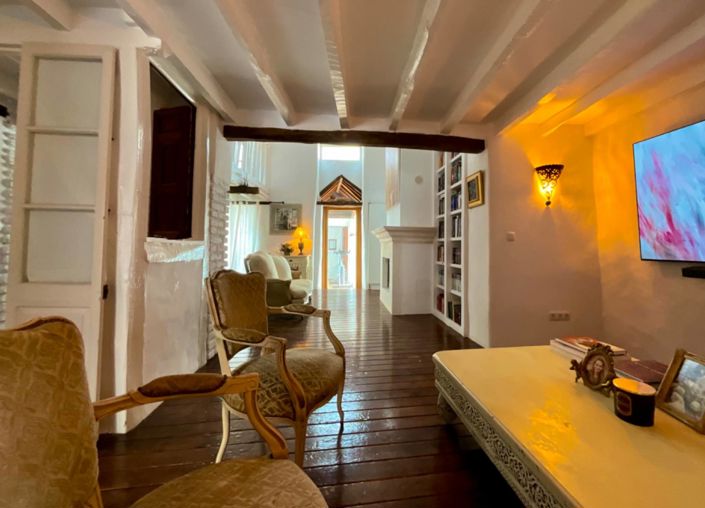 Image No.24-4 Bed Village House for sale