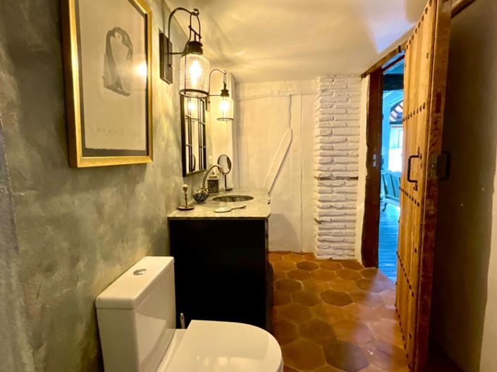 Image No.25-4 Bed Village House for sale