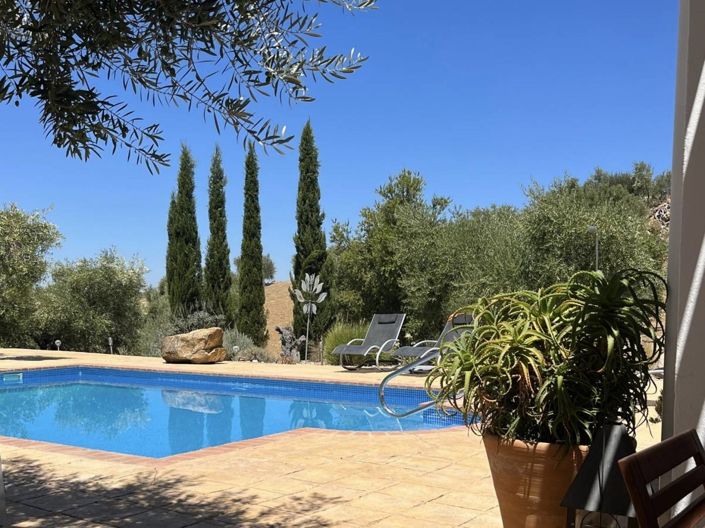 Image No.1-2 Bed Country House for sale