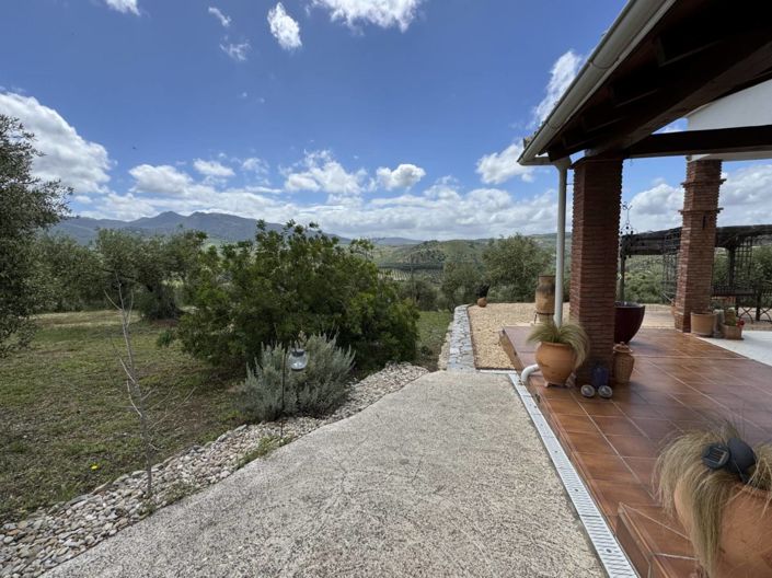 Image No.18-2 Bed Country House for sale