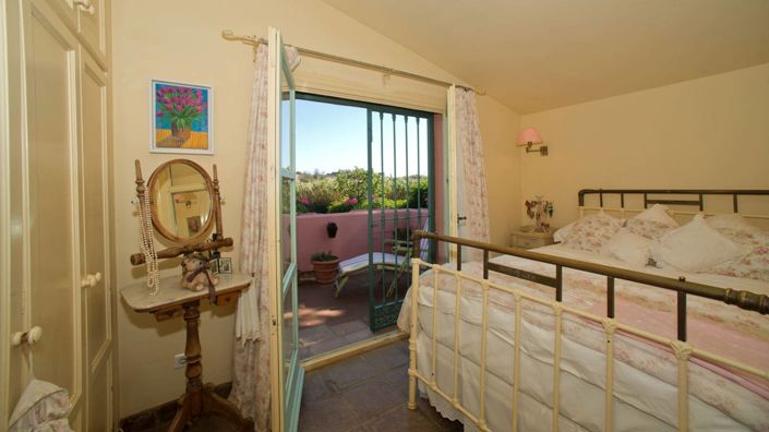 Image No.8-3 Bed Country House for sale