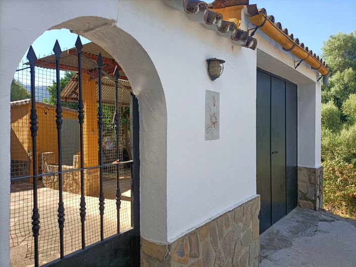 Image No.6-5 Bed Village House for sale