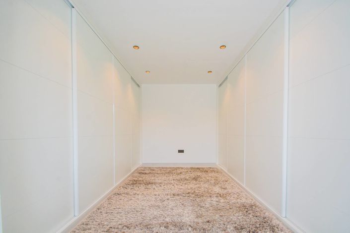 Image No.19-4 Bed Villa for sale