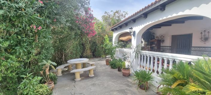 Image No.1-3 Bed Country House for sale