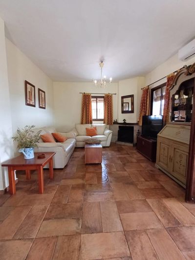 Image No.12-2 Bed Country House for sale