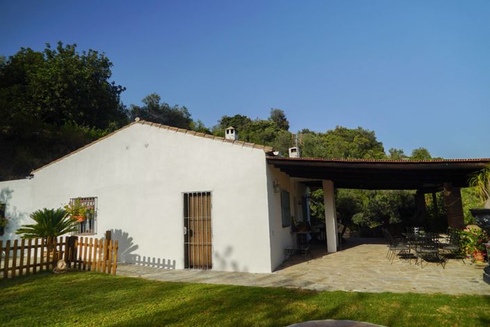 Image No.15-2 Bed Country House for sale