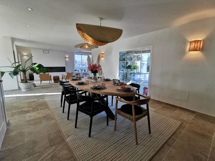 Image No.8-5 Bed Villa for sale