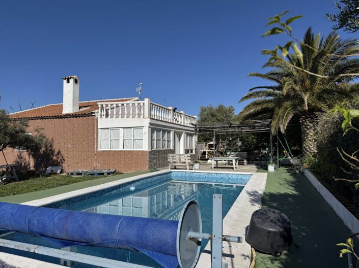 Image No.18-6 Bed Country House for sale