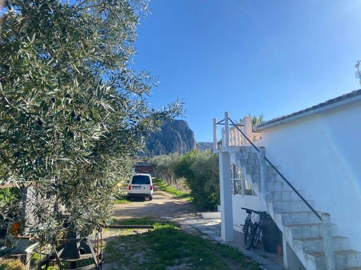 Image No.21-6 Bed Country House for sale