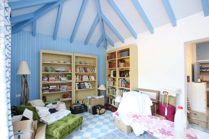 Image No.32-7 Bed Property for sale