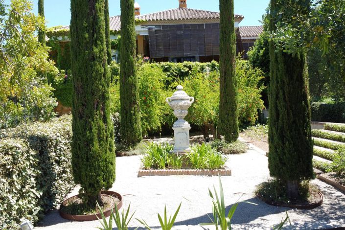 Image No.41-7 Bed Property for sale