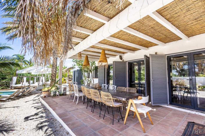 Image No.26-10 Bed Property for sale