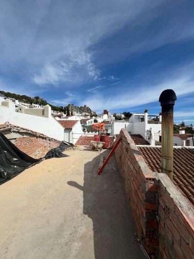 Image No.5-2 Bed Property for sale